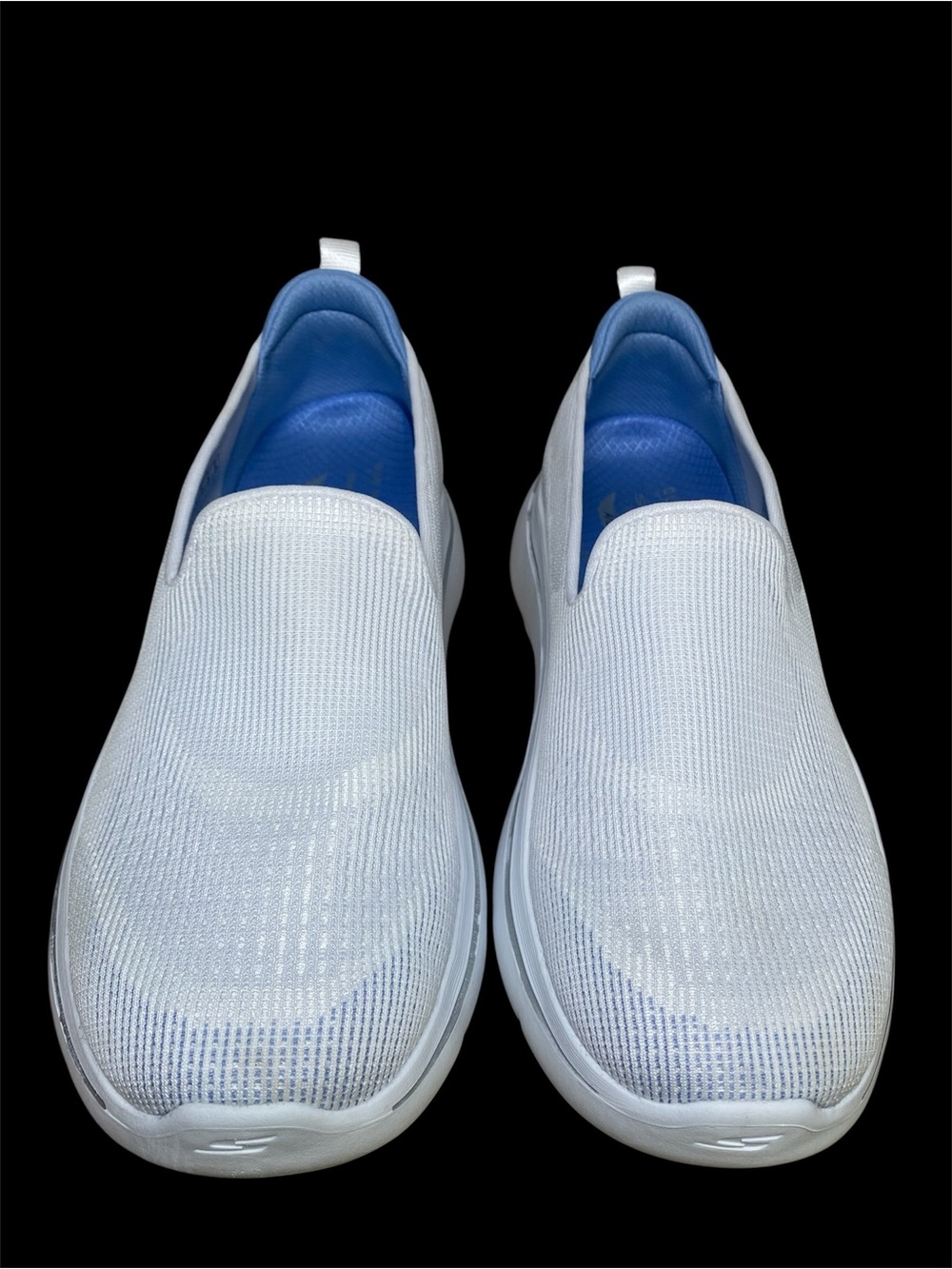 Skechers Go Walk Arch Fit, Mesh Slip-On Minimalist Sneakers White, Blue Sz 9 - Picture 3 of 11
